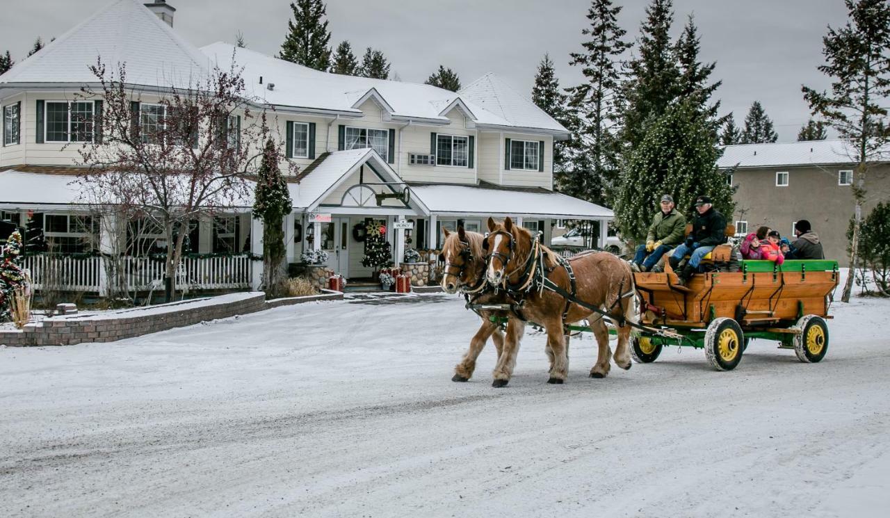 Inn On Canyon Radium Hot Springs Buitenkant foto